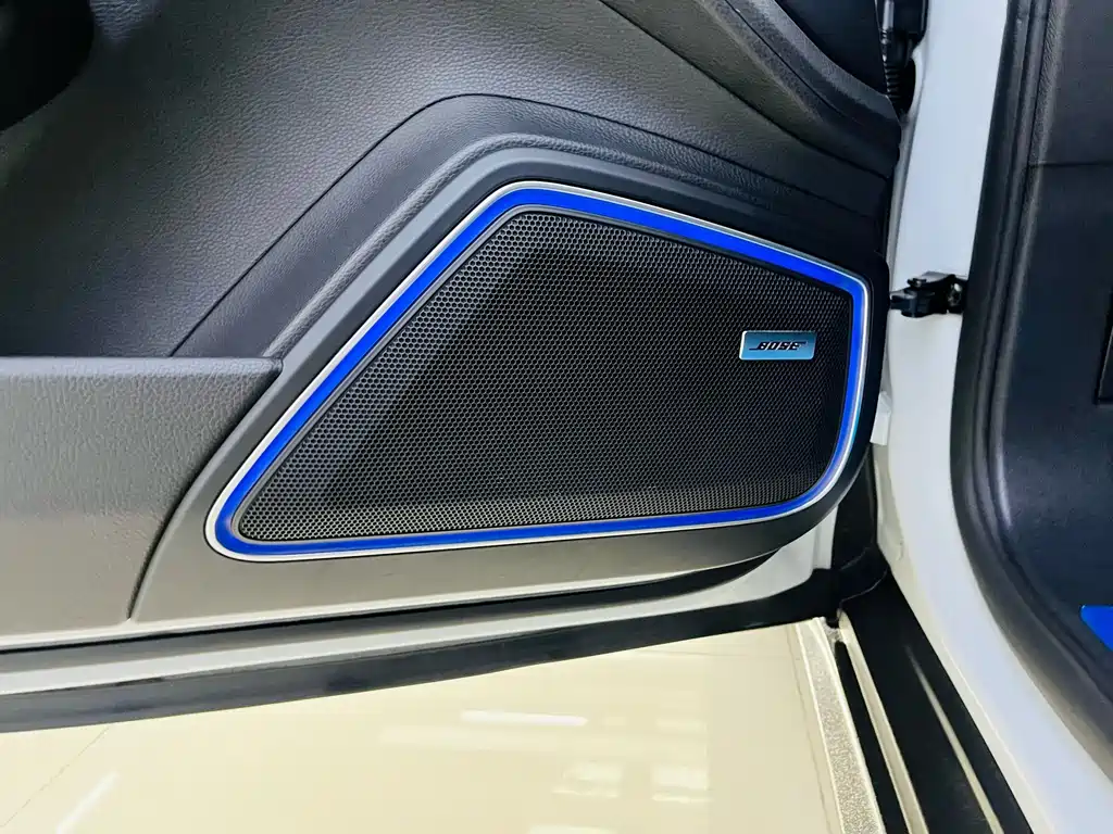 Porsche Panamera 2017 — фото 23