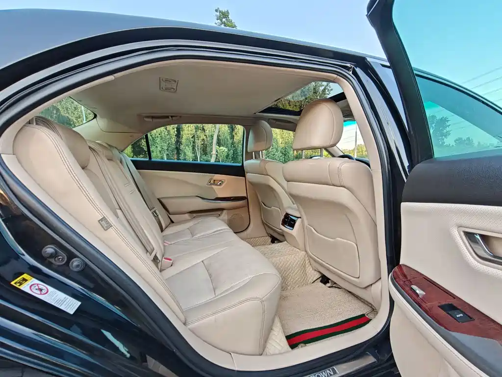 Toyota Crown 2013 — фото 12