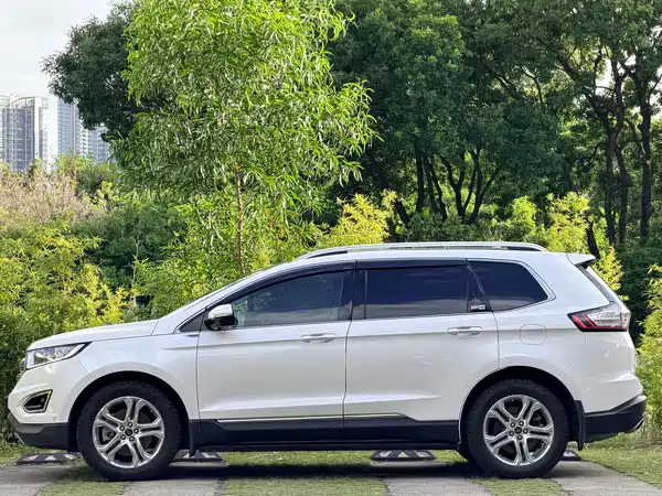 Ford Edge 2016