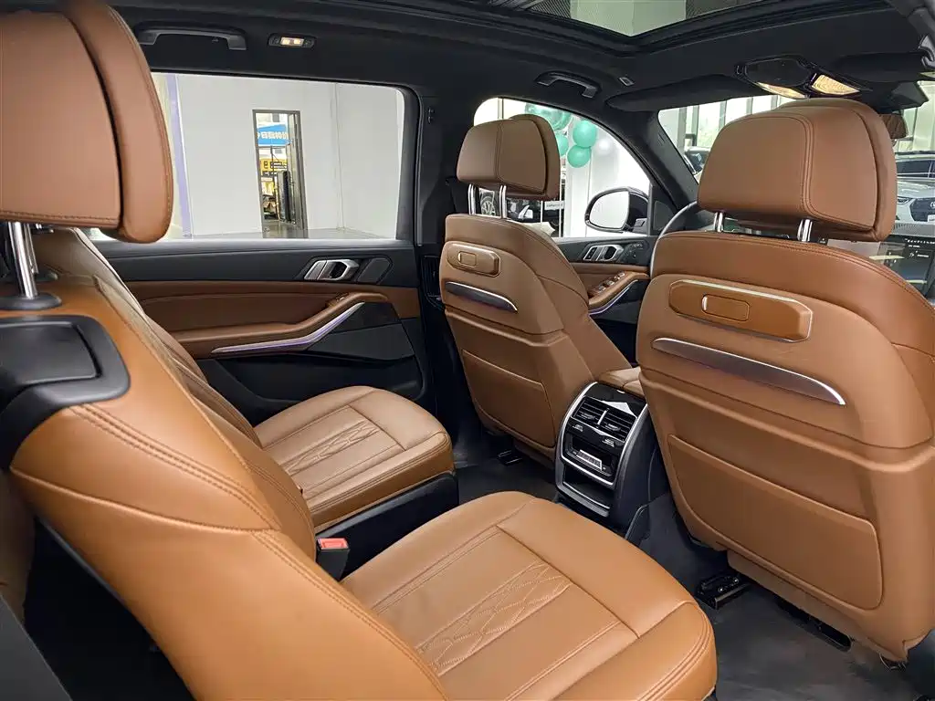 BMW X7 2023 — фото 10