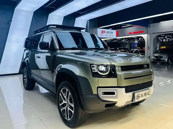 Land Rover Defender 2021
