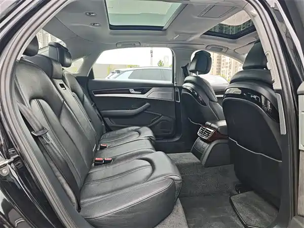 Audi A8 2012
