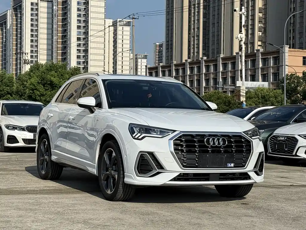 Audi Q3 2022