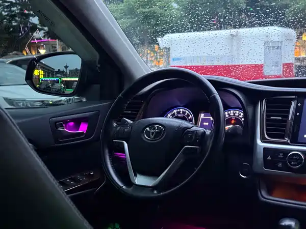 Toyota Highlander 2018