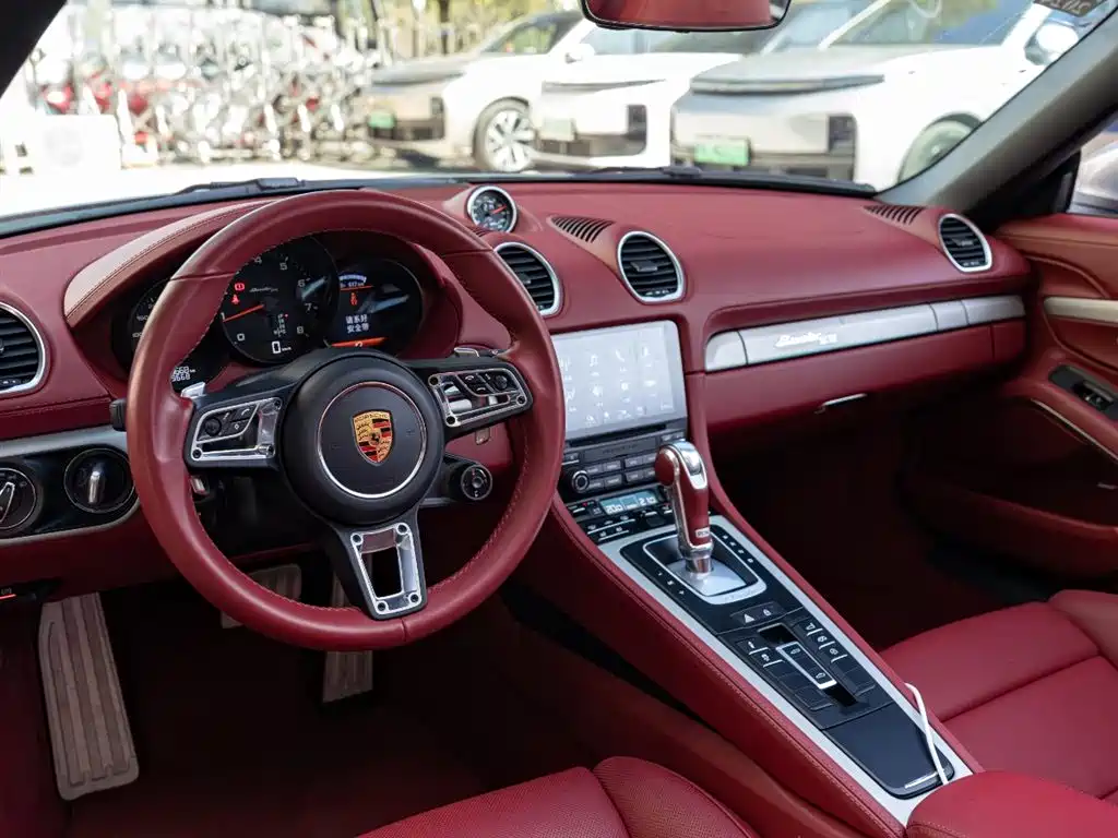 Porsche 718 2022 — фото 11