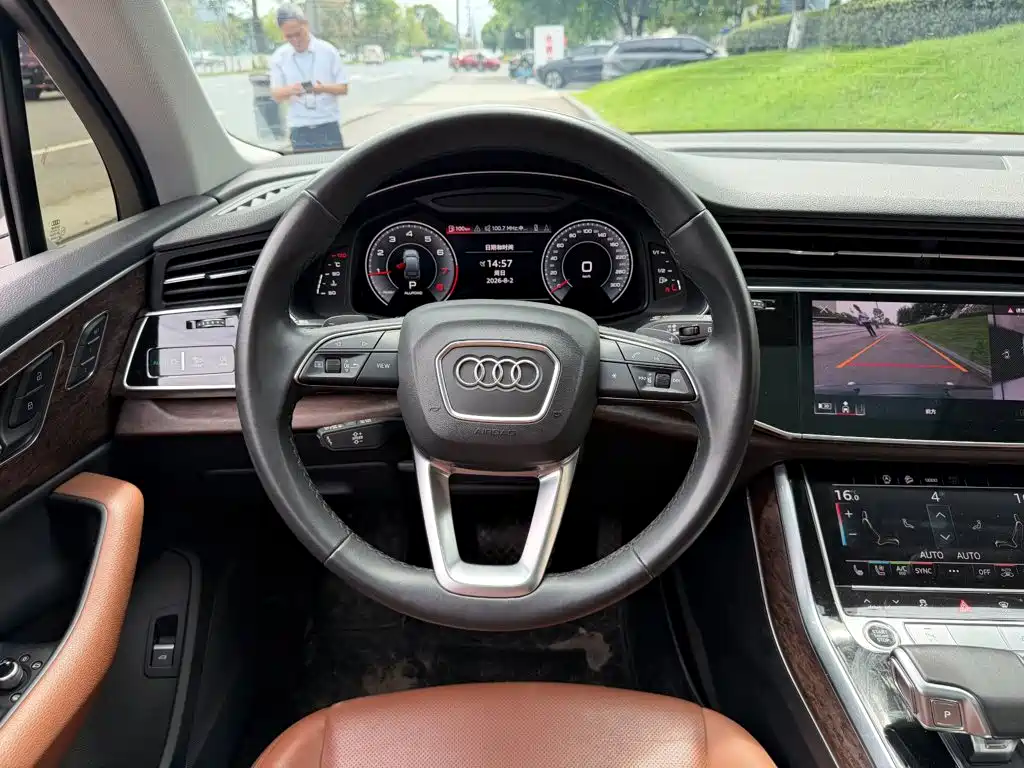 Audi Q7 2022 — фото 14