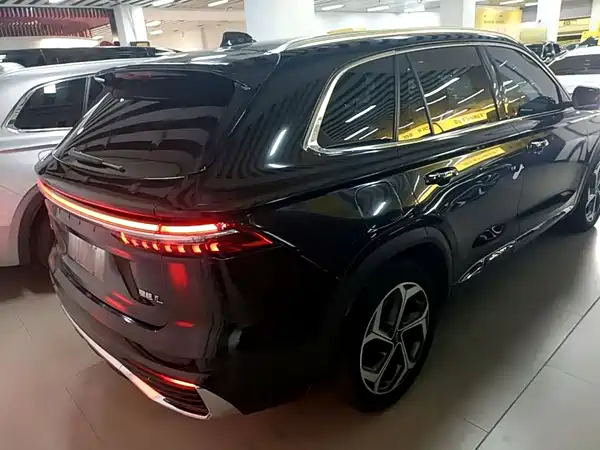 Geely Xingyue L 2022