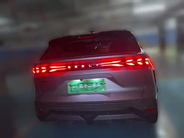 Geely Galaxy L7 2023