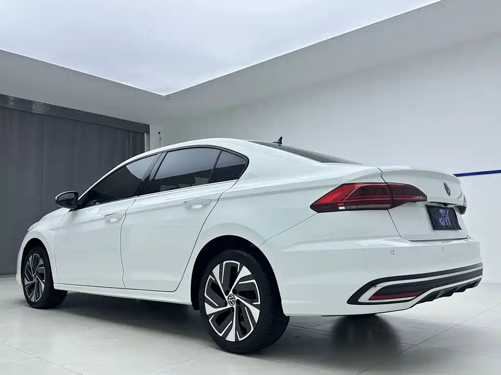 Volkswagen Bora 2022