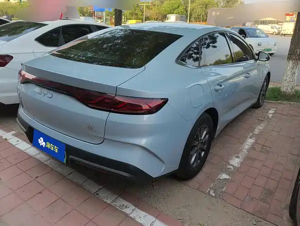 BYD Qin L 2024