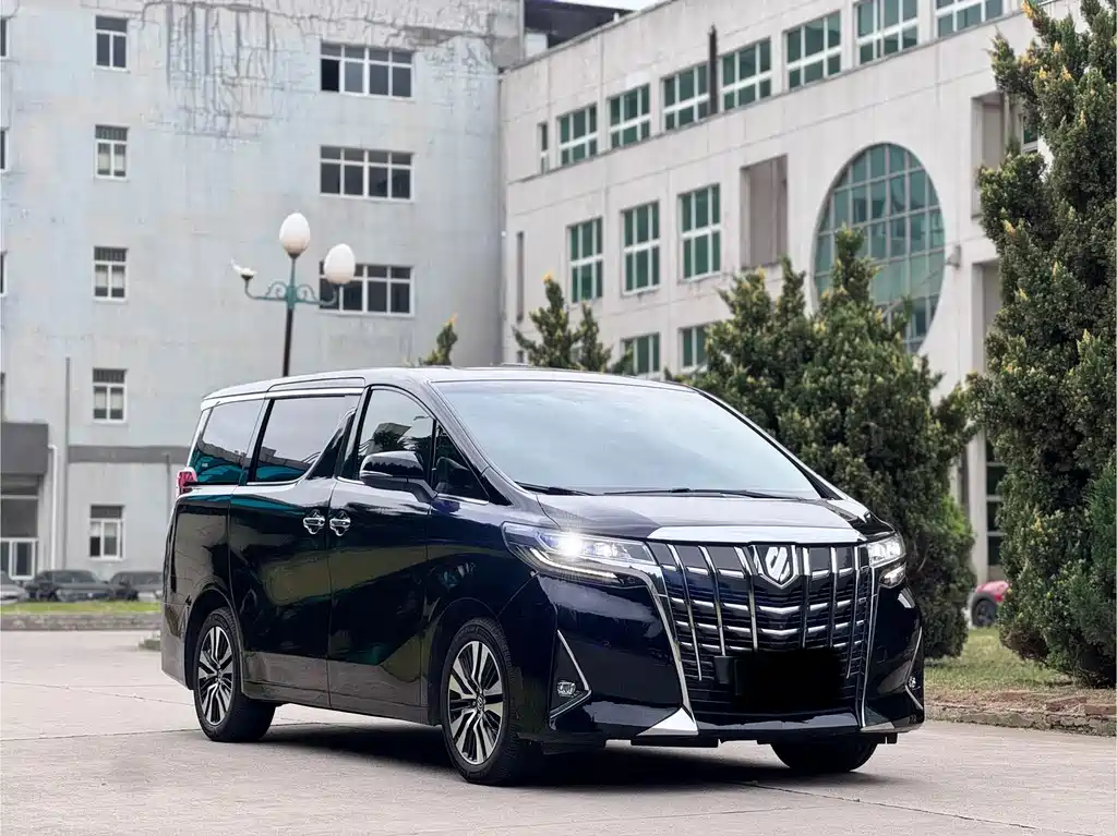 Toyota Alphard 2019 — фото 3