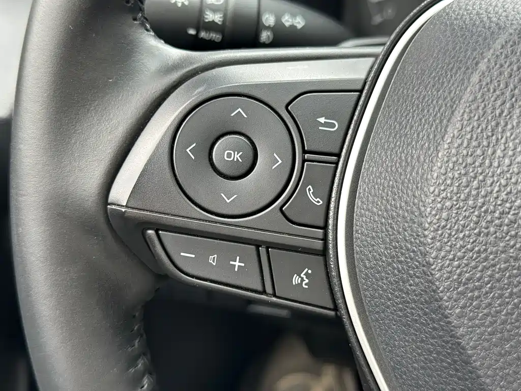 Toyota Corolla 2020 — фото 13