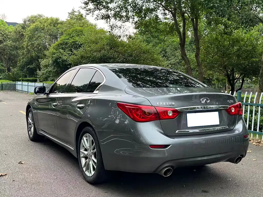 Infiniti Q50L 2016 — фото 9