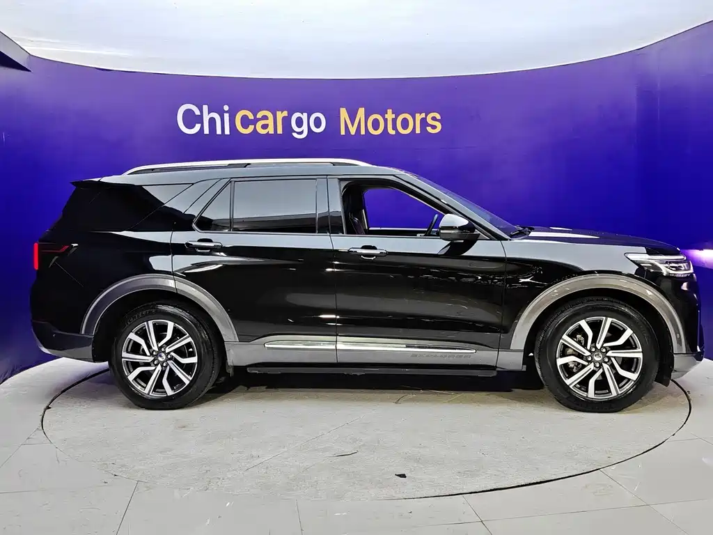 Ford Explorer 2022
