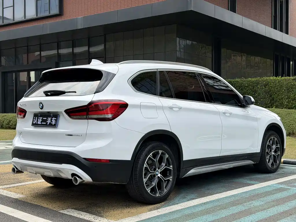 BMW X1 2020 — фото 4