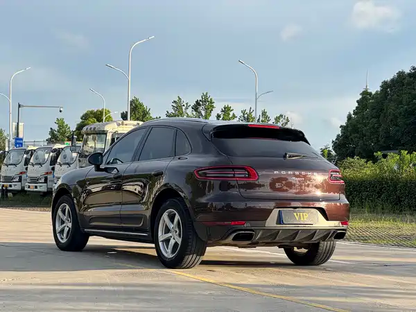 Porsche Macan 2015
