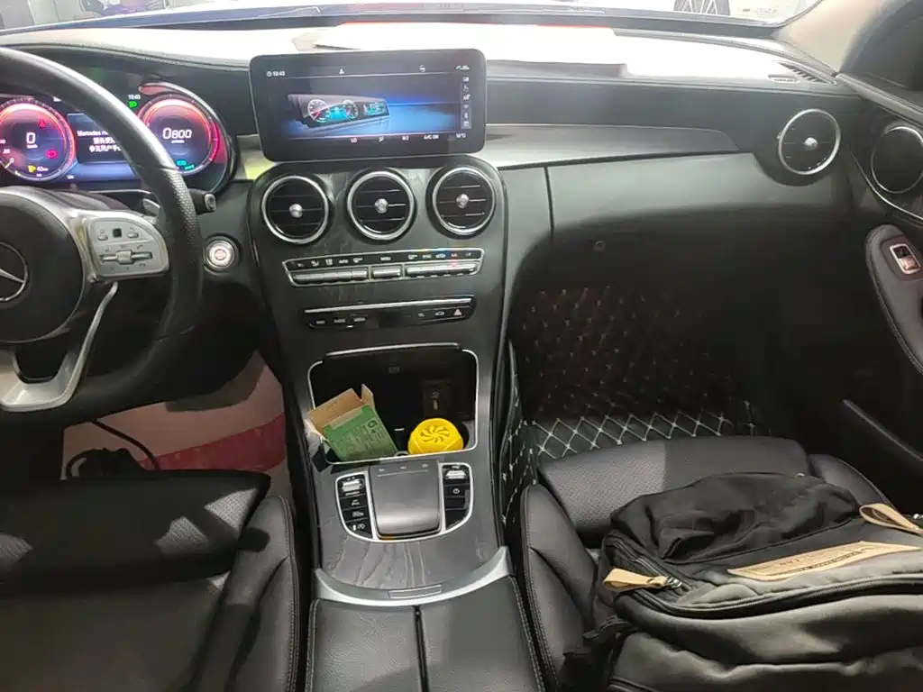 Mercedes-Benz C-Class 2020 — фото 13
