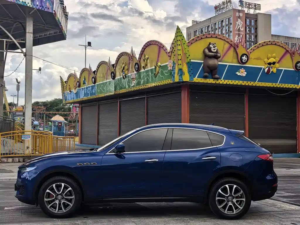 Maserati Levante 2017 — фото 7