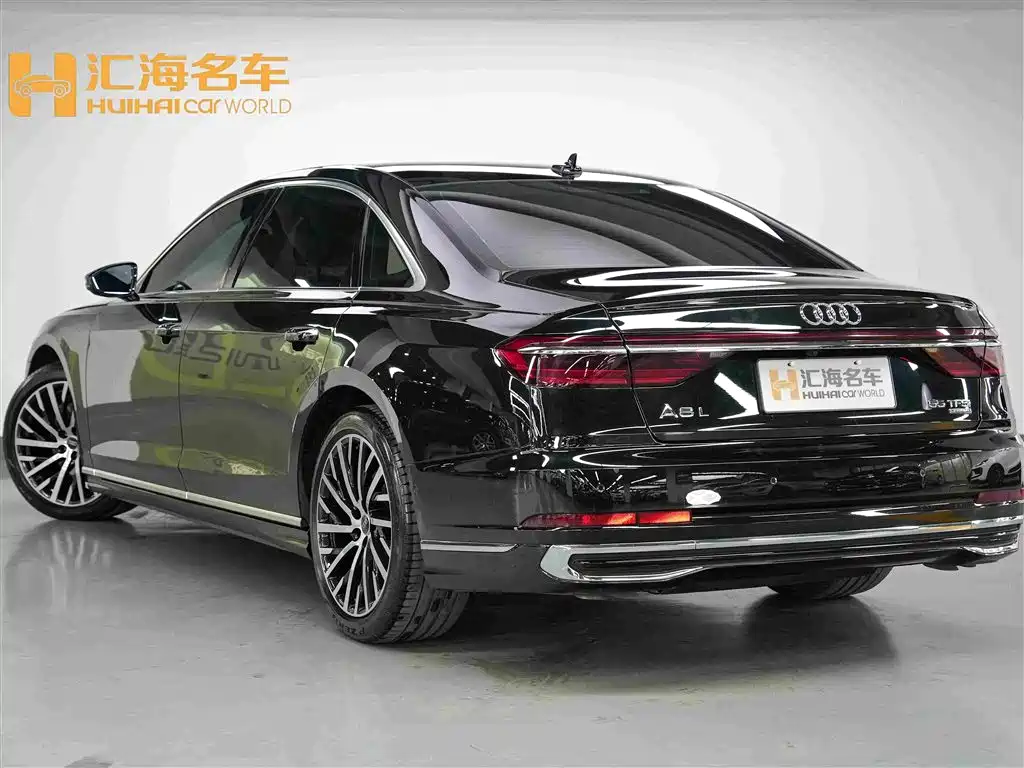 Audi A8 2024