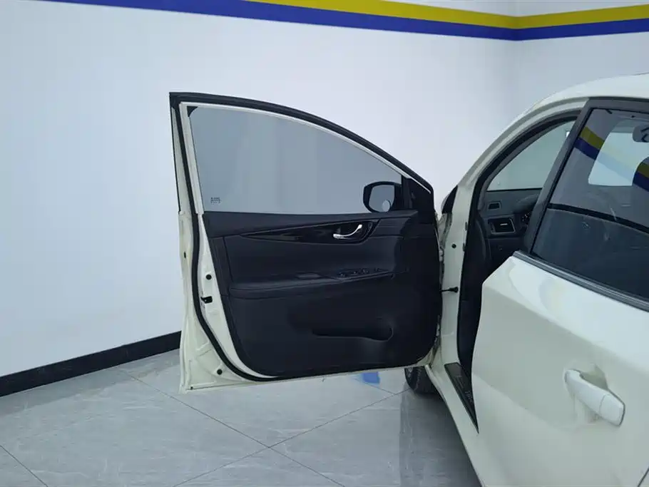 Nissan Tiida 2019