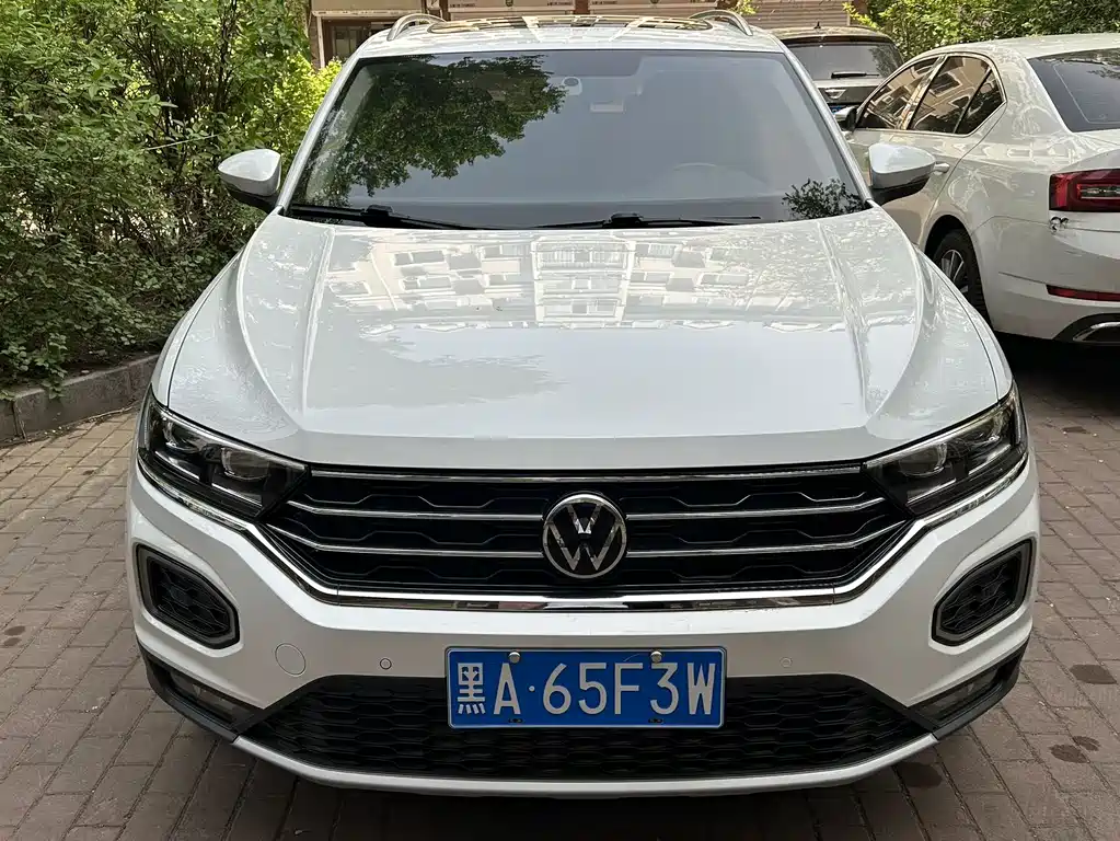 Volkswagen T-Roc 2022 — фото 2