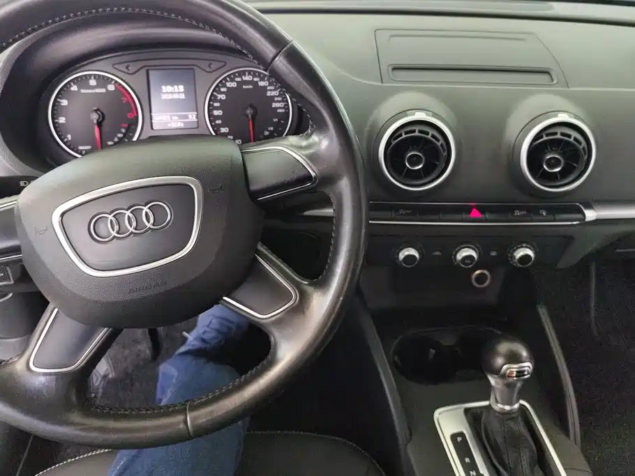 Audi A3 2016 — фото 12