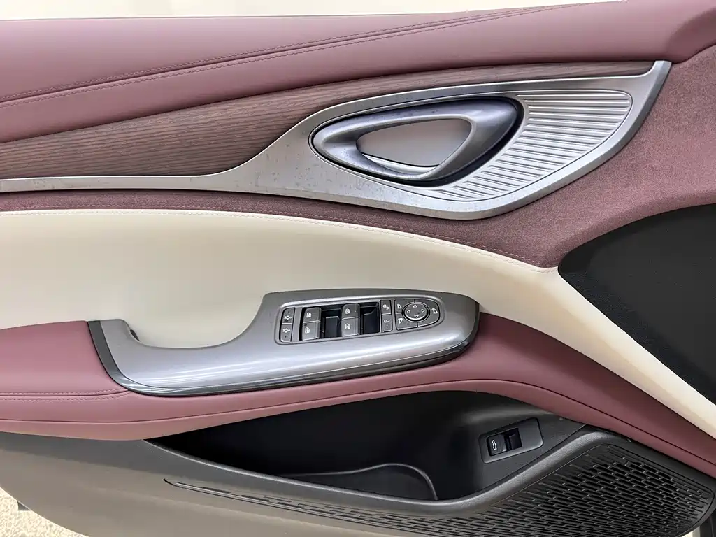 BYD Seal 2023 — фото 12