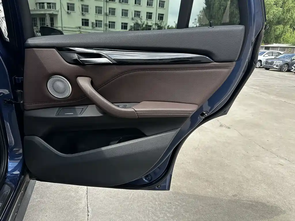BMW X1 2021 — фото 20