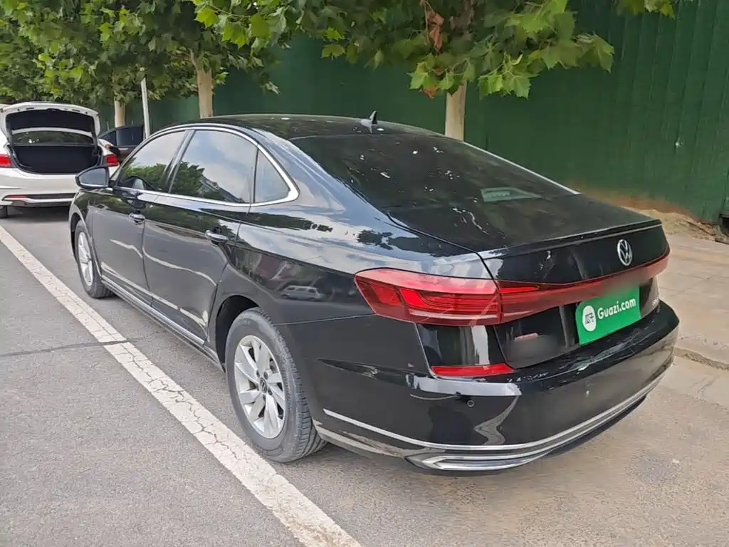 Volkswagen Passat 2022