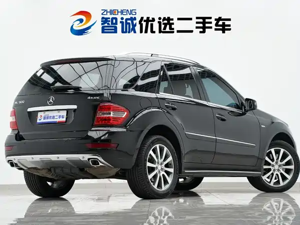 Mercedes-Benz M-Class 2011