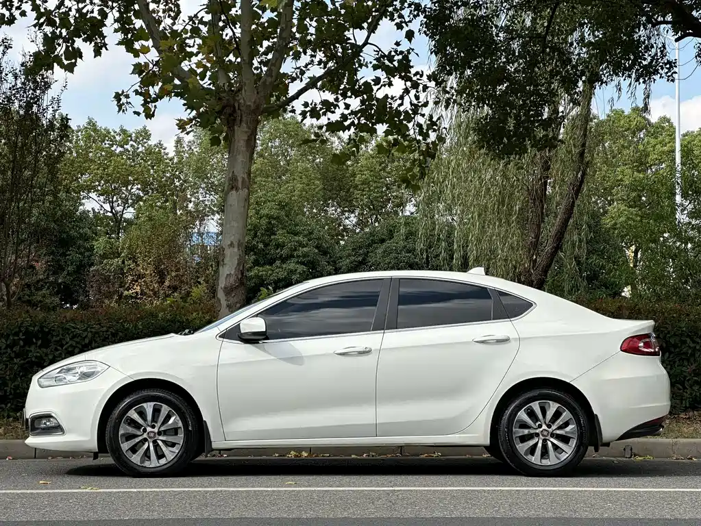 Fiat Viaggio 2013