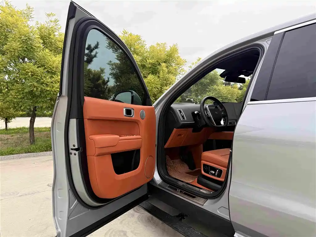 Li Auto Li L8 2023