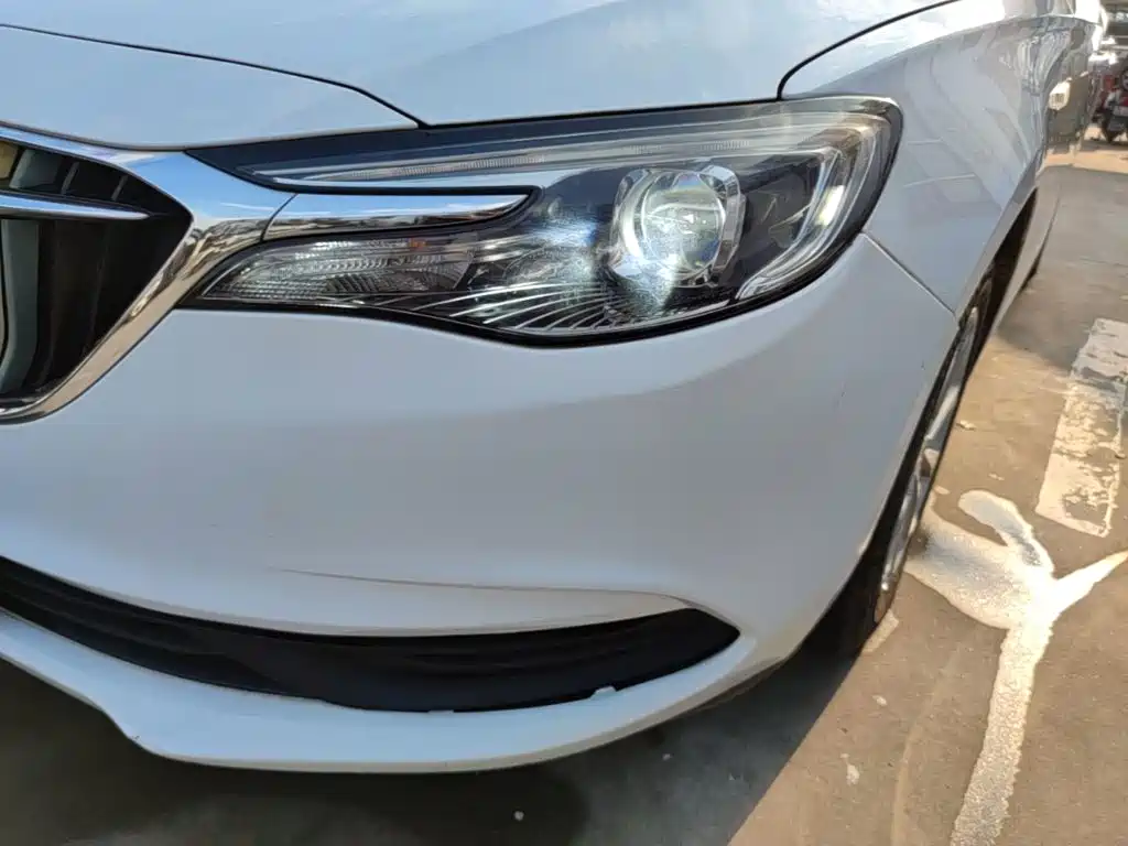 Buick Excelle 2019 — фото 24
