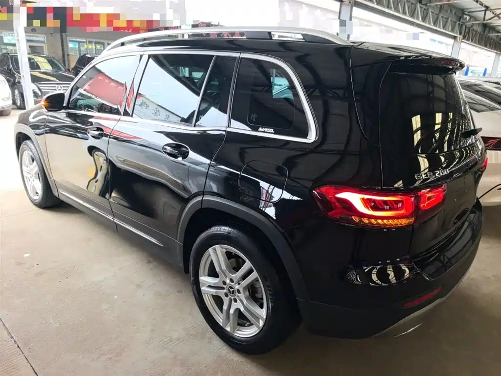 Mercedes-Benz GLB 2022 — фото 21