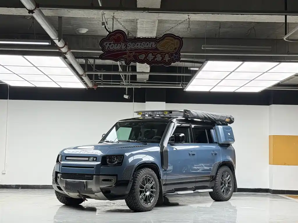 Land Rover Defender 2022
