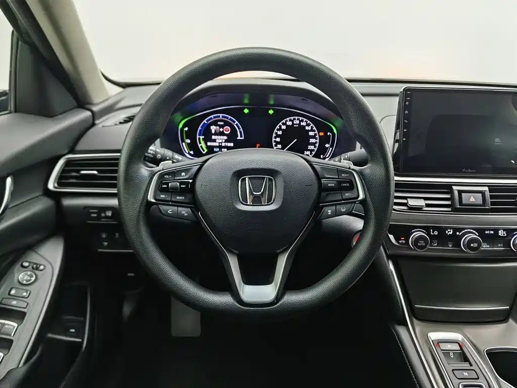 Honda Accord 2020 — фото 11