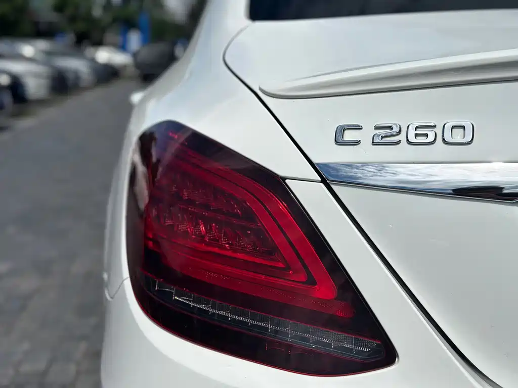 Mercedes-Benz C-Class 2020 — фото 19