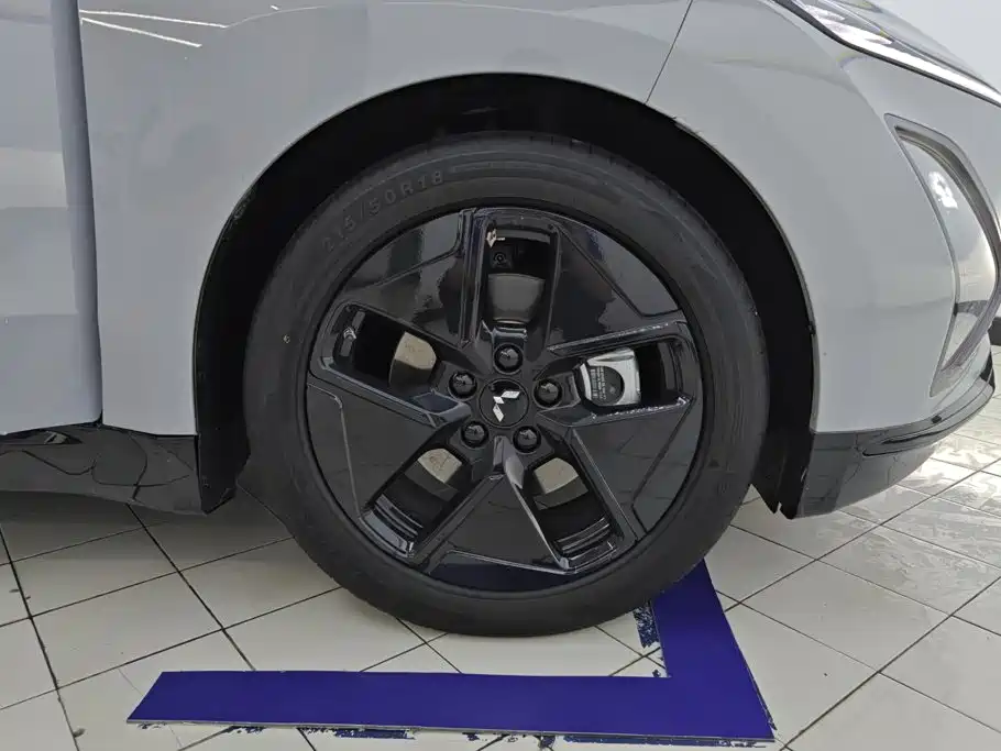 Wuling Starlight 2024