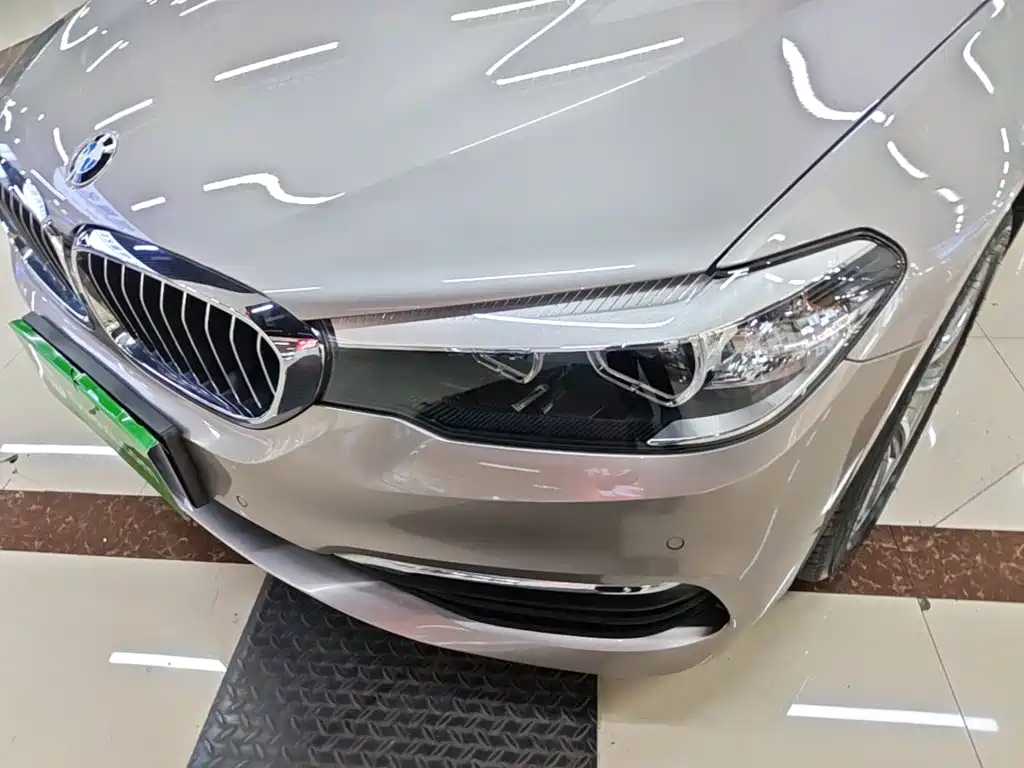 BMW 5 Series 2017 — фото 24