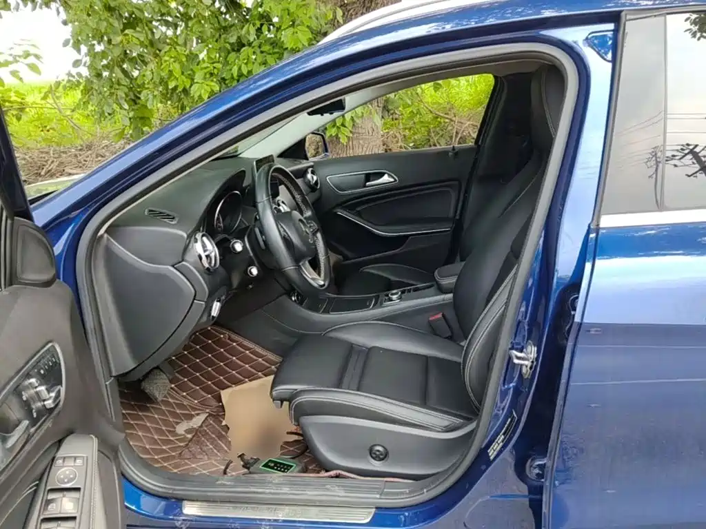 Mercedes-Benz GLA 2018 — фото 15