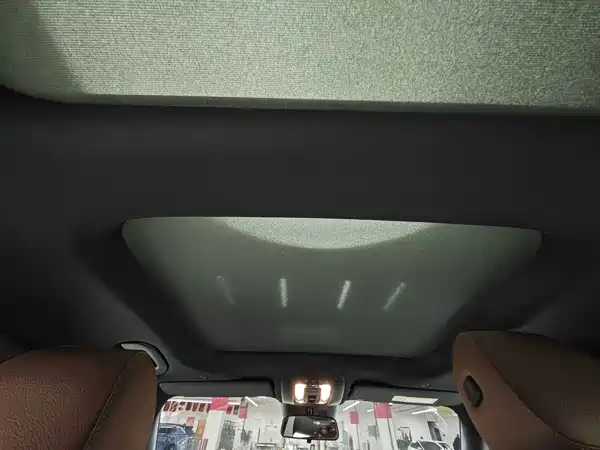 Mercedes-Benz GLB 2024
