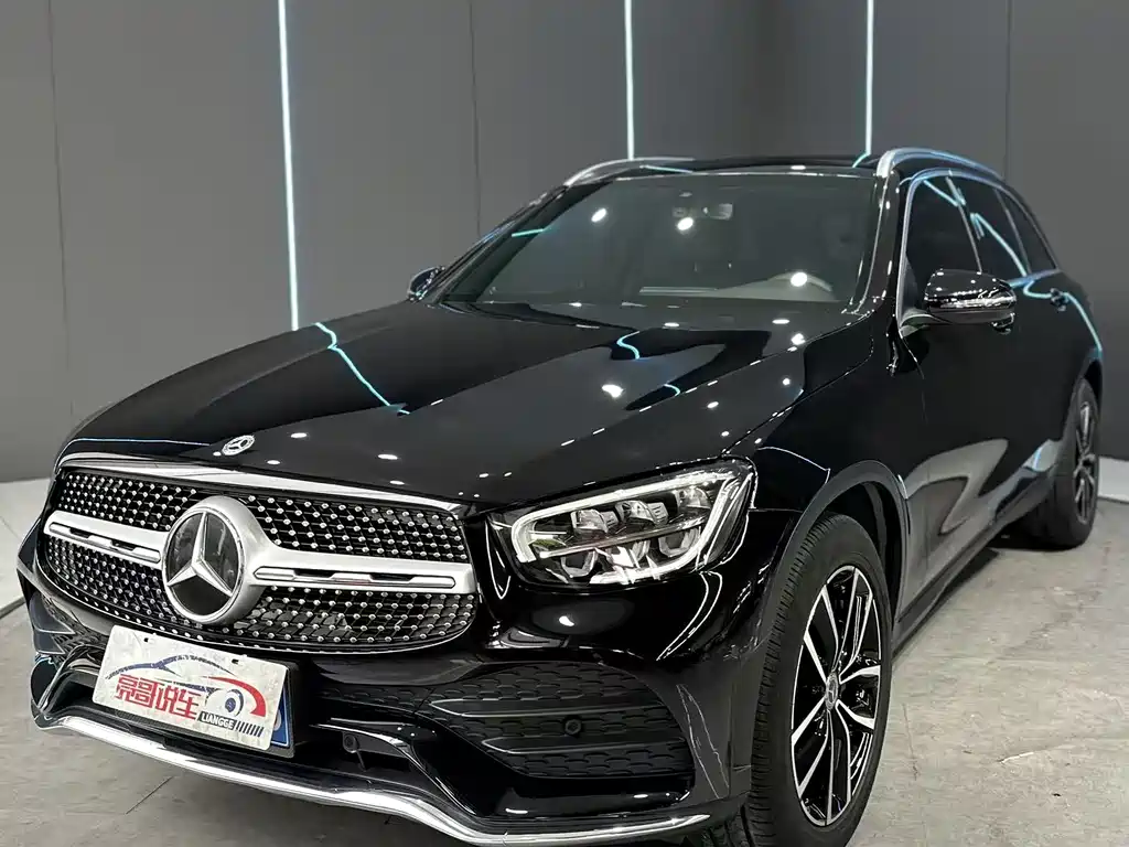 Mercedes-Benz GLC 2021 — фото 1