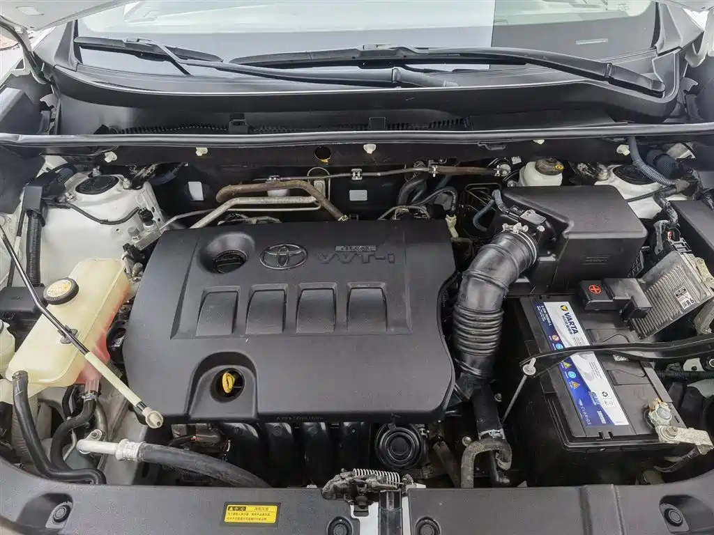 Toyota RAV4 2014