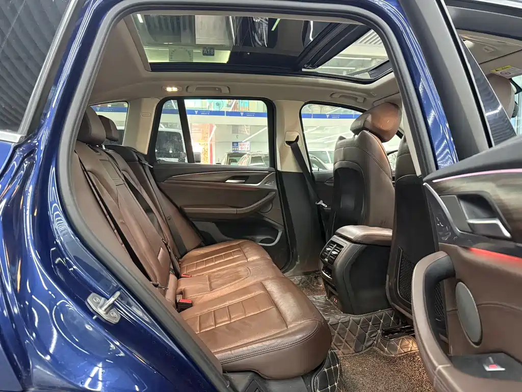 BMW X3 2020 — фото 11
