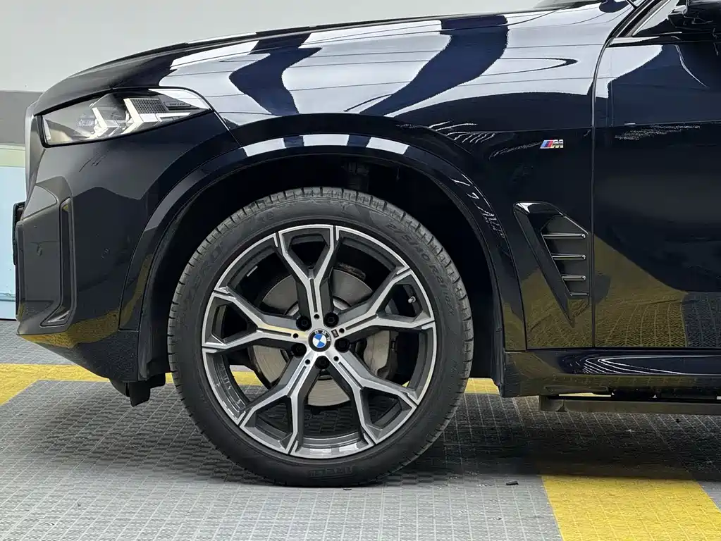 BMW X5 2025 — фото 8