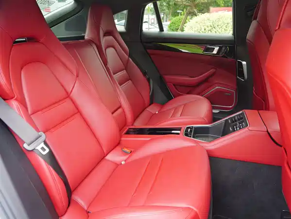 Porsche Panamera 2019