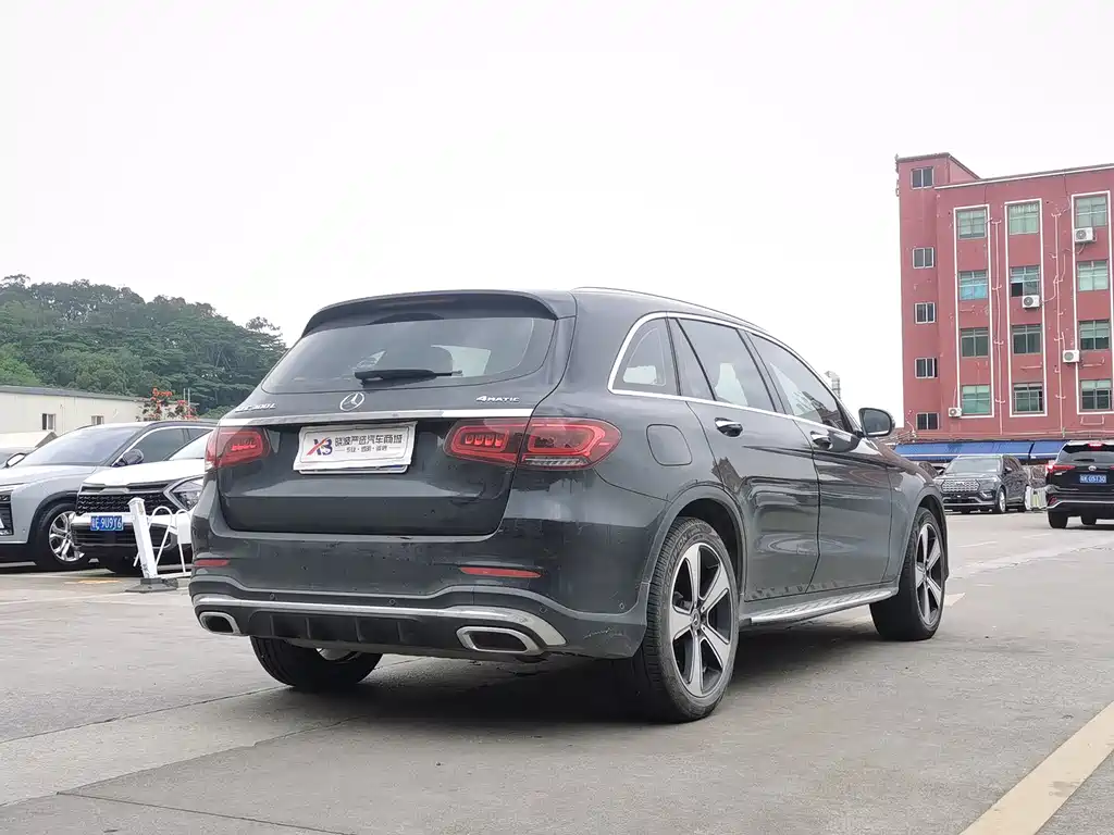 Mercedes-Benz GLC 2023 — фото 7