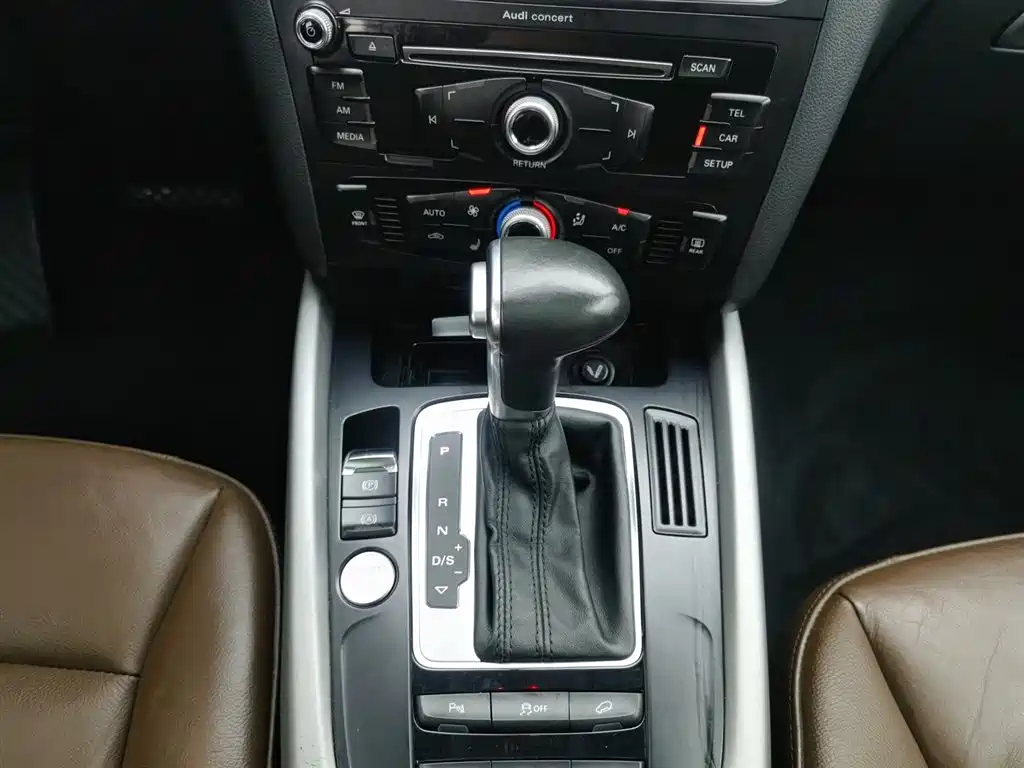 Audi Q5 2017 — фото 13