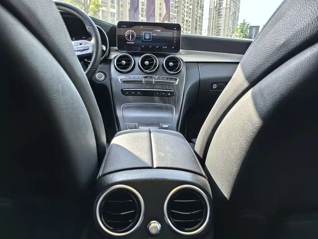 Mercedes-Benz C-Class 2020 — фото 13