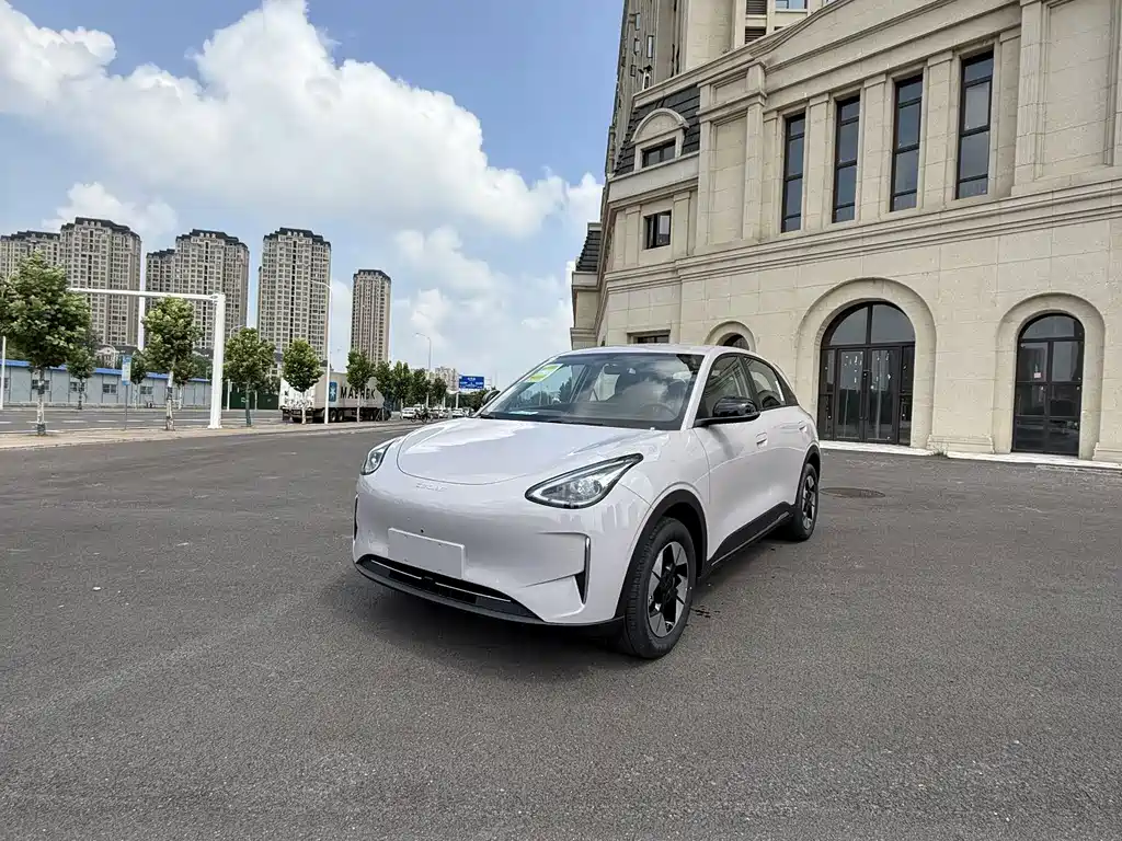 Geely Galaxy Starwish 2026 — фото 1